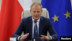 Кіраўнік ураду Польшчы Дональд Туск заявіў, што Польшча закрывае мяжу зь Беларусьсю апоўначы 12 верасьня, у тым ліку чыгуначныя пункты пропуску