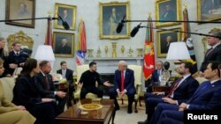 Președintele ucrainean Volodimir Zelenski a discutat cu președintele SUA, Donald Trump, în Biroul Oval.