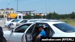 Пограничный пункт на границе Туркменистана с Узбекистаном, Лебапский велаят, Фарап (архивное фото) 