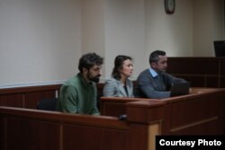 ალექსანდრე ქეშელაშვილი და მისი ადვოკატები: მარიამ პატარიძე და ჯანო ჭკადუა