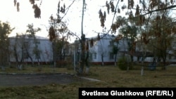 Здание церкви "Благодать". Астана, 15 октября 2013 года.