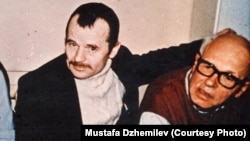 Мустафа Джемилев, Андрей Сахаров, декабрь 1986 г. Архив Мустафы Джемилева