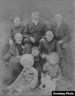 Сім’я Енгельгардтів, станиця Іноземцево, початок ХХ століття