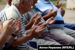 Дуа (молитва) кримських татар у Ялті