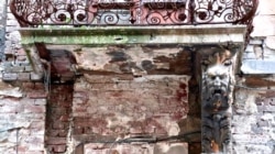 Balcon în stare lamentabilă, Str. Traian Vuia, București