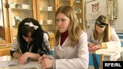 Студенты медицинского колледжа. Темиртау, февраль 2010 года.