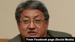 Алмазбек Акматалиев.