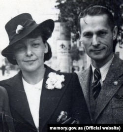 Олена і Михайло Теліги. Краків, 1939 рік