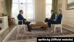 "Апрель" каналына маек берүү учуру