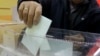 Glasanje na izborima u Srbiji, fotografija iz arhive