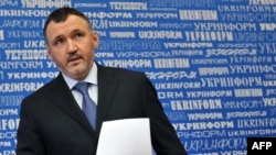 رنات کوزمین که قرار است به اتهام خیات به کشور از سوی رئیس جمهور اوکراین شهروندی اش لغو شود