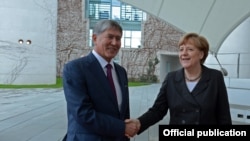 Немис канцлери Ангела Меркел менен. 1-апрель, 2015-жыл.