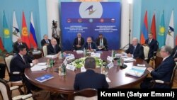 Еуразия экономикалық одағы мемлекет басшыларының саммиті. Ереван, 1 қазан, 2019 жыл.