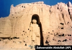 Бамияндагы Будданын айкели. 28.11.1997. 