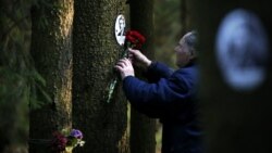 Левашов зиратында