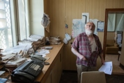 Під час роботи над сценарієм фільму «Редакція» команда відвідала головного редактора газети «Наддніпрянська правда» (Херсон) Ігора Реву.