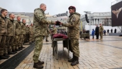 Українські десатно-штурмові війська у нових одностроях. Київ, 21 листопада 2017 року