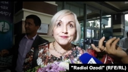 Одна из российских учителей, прибывших в Таджикистан