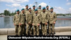 Курсанти 3 курсу (морські піхотинці) Одеської Військової академії на урочистостях з нагоди 100-річчя морської піхоти. Місто Миколаїв, 23 травня 2018 року