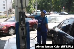 Кыргызстандагы май куюучу жайлардын бири.