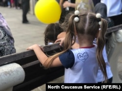 به‌گفتۀ یک وکیل خانواده، اگر زن قصد ازدواج دوباره داشته باشد، کارت برنده را به دست وکیل همسر سابقش داده است.