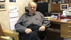 Stanislau Shushkevich in his modest apartment on the outskirts of Minsk: "In reality, dependence on Russia remains very strong."