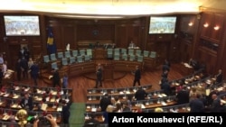 Парламент во Косово - илустрација