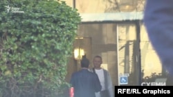 11 квітня до будівлі зайшов чоловік – і там його зустріли ще двоє осіб