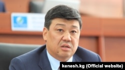 Бакыт Төрөбаев.