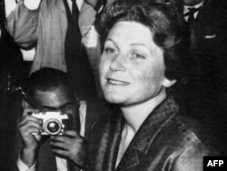 Svetlana Allilueva, New York, 27 aprilie 1967