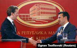 Zaev je na koferenciji za novinare nakon susreta sa austrijskim kancelarom rekao kako očekuje da i Grčka završi proces provedbe Dogovora