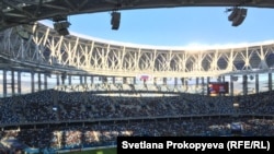 Новий стадіон в Нижньому Новгороді.