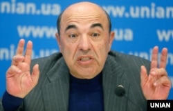 Тодішній кандидат у президенти України Вадим Рабинович під час прес-конференції в Києві, 25 квітня 2014 року