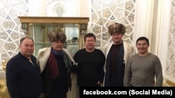 Интернетке тараган сүрөт.