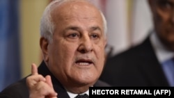 Рияд Мансур.