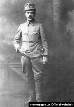 Дмитро Вітовський – сотник легіону Українських січових стрільців, один із організаторів «Листопадового чину», згодом – державний секретар військових справ ЗУНР. Фото 1916 року