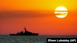 Країни НАТО могли б надіслати більше кораблів до Чорного і Балтійського морів