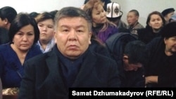 Алмамбет Шыкмаматов.