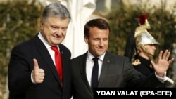Макрон менен 12-апрелде Порошенко да жолуккан