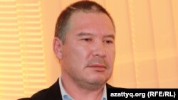 Оппозиционный политик Серикжан Мамбеталин. Алматы, 26 ноября 2013 года.