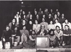 جمعی از هنرمندان خانه نمایش