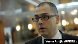 Aleksandar Radić: Beznađe tera na određene poteze