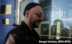 Regizorul Kiril Serebrenikov la audierea preliminară de la un tribunal din Moscova, 17 octombrie 2018