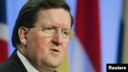 Лорд Джордж Робертсон, бывший генсек НАТО