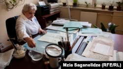 მერი ახობაძე