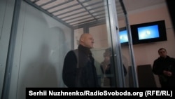 Солом’янський районний суд Києва 15 лютого 2018 року розглядає клопотання про обрання запобіжного заходу міському голові Одеси Геннадію Труханову.