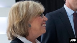 د امریکا د بهرنیو چارو د وزارت ویانده الیزابت ترودو