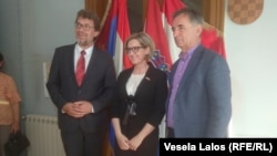 Tomislav Žigmanov, lider hrvatske manjine u Srbiji i Milorad Pupovac, lider srpske manjine u Hrvatskoj, 15. juni 2019. u Subotici.