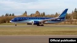 AZAL təyyarəsi (Foto arxiv)