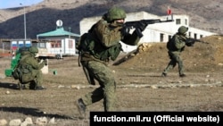 Розвідники Чорноморського флоту Росії на навчаннях у Криму, архівне фото